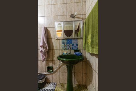 Casa à venda com 244m², 5 quartos e 3 vagassuíte 2