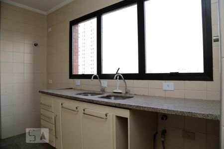 Apartamento para alugar com 157m², 3 quartos e 3 vagasCozinha