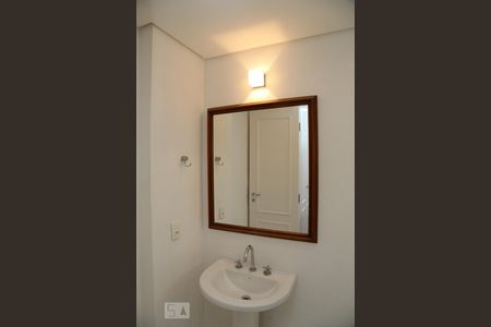 Apartamento para alugar com 157m², 3 quartos e 3 vagasBanheiro da Suíte 1