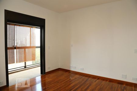 Apartamento para alugar com 157m², 3 quartos e 3 vagasSuíte 3