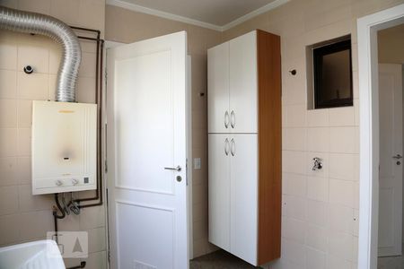 Apartamento para alugar com 157m², 3 quartos e 3 vagasÁrea de Serviço