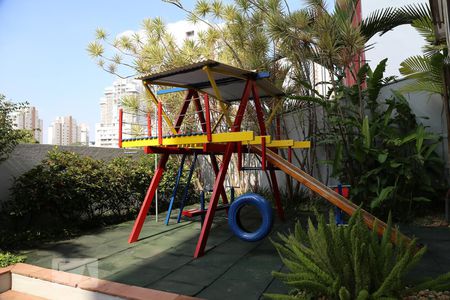 Apartamento para alugar com 157m², 3 quartos e 3 vagasÁrea Comum - Playground