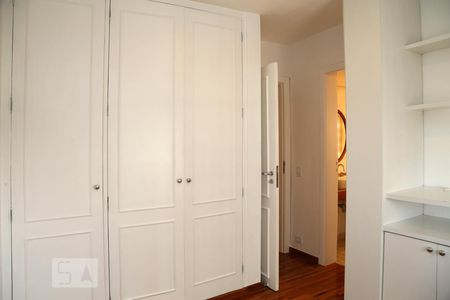 Apartamento para alugar com 157m², 3 quartos e 3 vagasSuíte 2