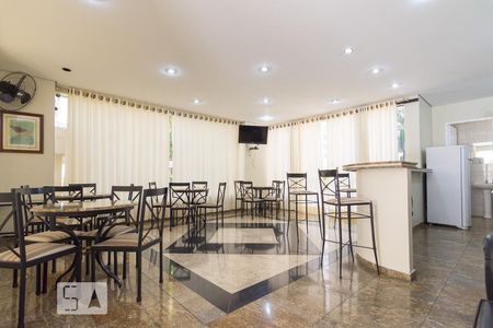 Apartamento para alugar com 30m², 1 quarto e 1 vagaÁrea comum - Salão de festas