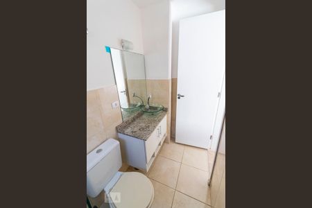 Banheiro de apartamento para alugar com 1 quarto, 50m² em Vila São José, São Paulo