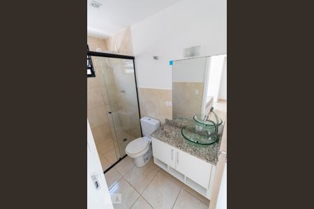 Banheiro de apartamento para alugar com 1 quarto, 50m² em Vila São José, São Paulo