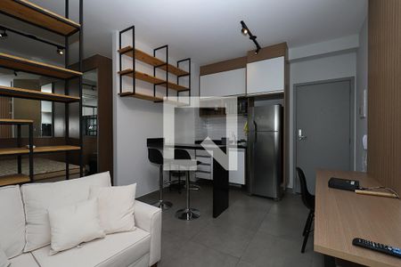 Studio - Sala e Cozinha Americana de kitnet/studio para alugar com 1 quarto, 40m² em Pinheiros, São Paulo