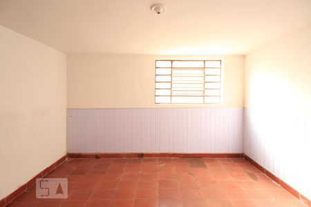 Quarto de casa para alugar com 1 quarto, 70m² em Jardim Oriental, São Paulo