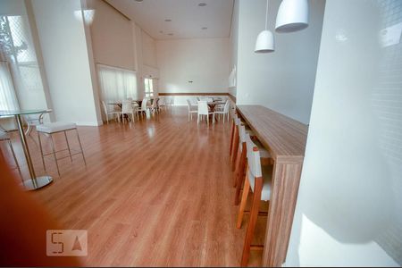 Apartamento para alugar com 117m², 2 quartos e 2 vagas Apartamento para alugar com 117m², 2 quartos e 2 vagasÁrea comum - Salão de festas