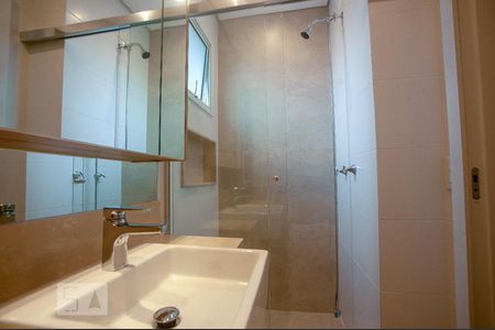 Apartamento para alugar com 117m², 2 quartos e 2 vagas Apartamento para alugar com 117m², 2 quartos e 2 vagasBanheiro