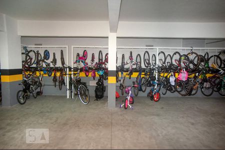 Apartamento para alugar com 117m², 2 quartos e 2 vagas Apartamento para alugar com 117m², 2 quartos e 2 vagasÁrea comum