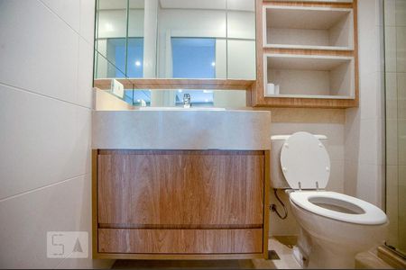 Apartamento para alugar com 117m², 2 quartos e 2 vagas Apartamento para alugar com 117m², 2 quartos e 2 vagasBanheiro