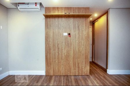 Apartamento para alugar com 117m², 2 quartos e 2 vagas Apartamento para alugar com 117m², 2 quartos e 2 vagasQuarto