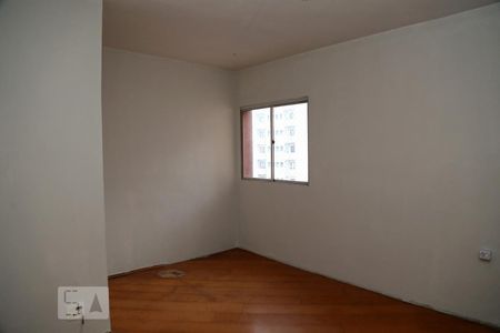 Sala de apartamento para alugar com 2 quartos, 56m² em Jardim Monte Alegre, Taboão da Serra