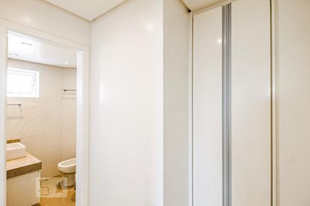 Apartamento para alugar com 90m², 2 quartos e 1 vagaHall quartos