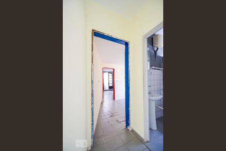 Sala de casa para alugar com 1 quarto, 40m² em Vila Bertioga, São Paulo