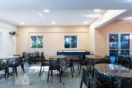 Apartamento para alugar com 57m², 2 quartos e 1 vagaÁrea comum - Churrasqueira