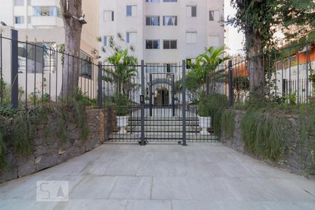 Fachada de apartamento para alugar com 2 quartos, 65m² em Indianópolis, São Paulo