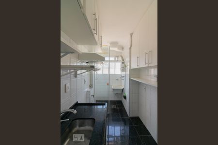 Apartamento para alugar com 65m², 2 quartos e 1 vaga Apartamento para alugar com 65m², 2 quartos e 1 vagaCozinha