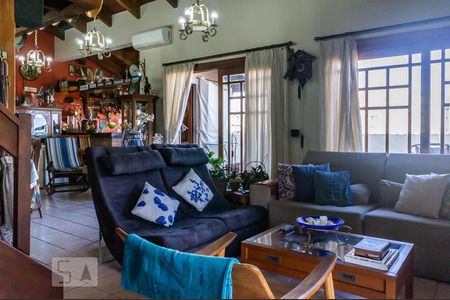 Apartamento à venda com 295m², 3 quartos e 2 vagas Apartamento à venda com 295m², 3 quartos e 2 vagasSala 2