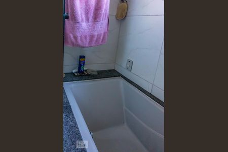 Apartamento à venda com 295m², 3 quartos e 2 vagas Apartamento à venda com 295m², 3 quartos e 2 vagasBanheiro Suíte 2