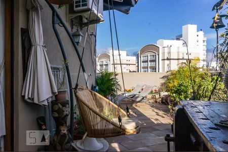 Apartamento à venda com 295m², 3 quartos e 2 vagas Apartamento à venda com 295m², 3 quartos e 2 vagasSacada