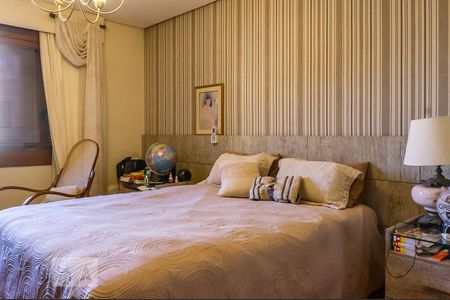 Apartamento à venda com 295m², 3 quartos e 2 vagas Apartamento à venda com 295m², 3 quartos e 2 vagasSuíte 2