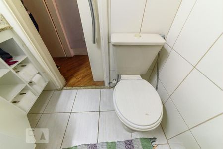 Apartamento à venda com 69m², 3 quartos e 2 vagas Apartamento à venda com 69m², 3 quartos e 2 vagasBanheiro Social
