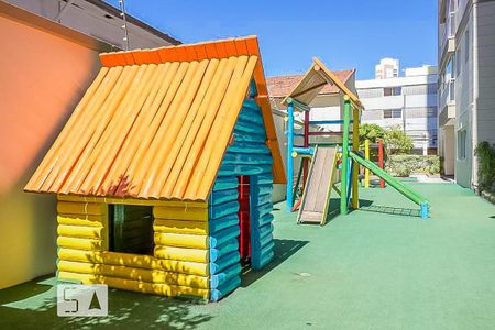 Apartamento à venda com 69m², 3 quartos e 2 vagas Apartamento à venda com 69m², 3 quartos e 2 vagasÁrea Comum - Playground