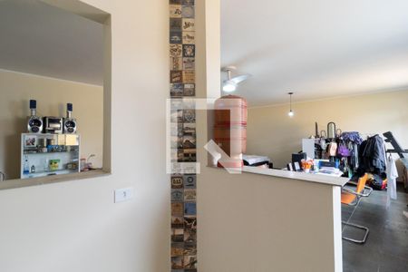 Casa à venda com 332m², 4 quartos e 8 vagasCozinha da Edícula 