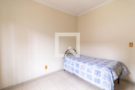 Casa à venda com 332m², 4 quartos e 8 vagasQuarto 2