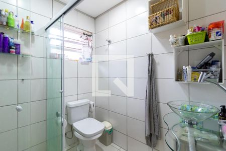 Casa à venda com 332m², 4 quartos e 8 vagasBanheiro da Edícula