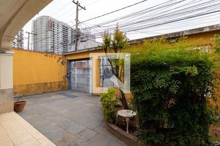 Casa à venda com 332m², 4 quartos e 8 vagasEntrada