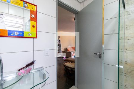 Casa à venda com 332m², 4 quartos e 8 vagasBanheiro da Edícula