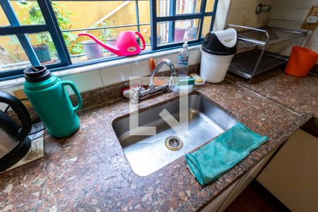 Casa à venda com 332m², 4 quartos e 8 vagasCozinha