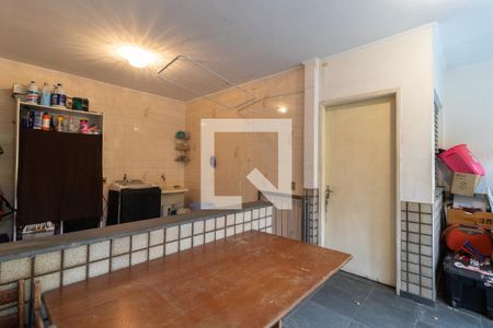 Casa à venda com 332m², 4 quartos e 8 vagasÁrea de Serviço