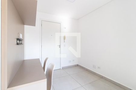 Sala/Cozinha de apartamento para alugar com 1 quarto, 30m² em Mercês, Curitiba