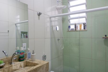 Apartamento à venda com 75m², 2 quartos e 1 vaga Apartamento à venda com 75m², 2 quartos e 1 vagaBanheiro