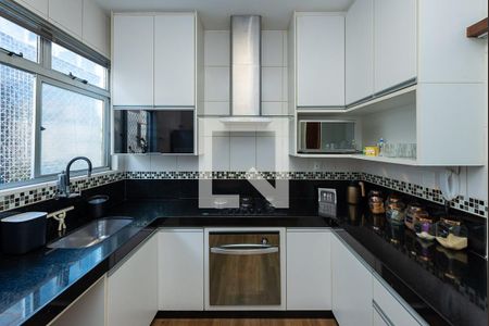 Apartamento para alugar com 179m², 4 quartos e 1 vaga Apartamento para alugar com 179m², 4 quartos e 1 vagaCozinha