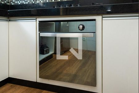 Apartamento para alugar com 179m², 4 quartos e 1 vaga Apartamento para alugar com 179m², 4 quartos e 1 vagaCozinha - Forno