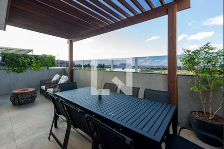 Apartamento para alugar com 179m², 4 quartos e 1 vaga Apartamento para alugar com 179m², 4 quartos e 1 vagaÁrea Externa da Cobertura
