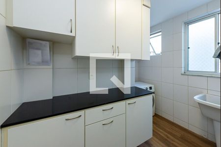 Apartamento para alugar com 179m², 4 quartos e 1 vaga Apartamento para alugar com 179m², 4 quartos e 1 vagaÁrea de Serviço - Armários