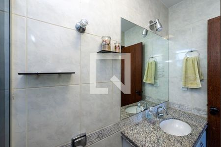 Apartamento para alugar com 179m², 4 quartos e 1 vaga Apartamento para alugar com 179m², 4 quartos e 1 vagaBanheiro da Suíte