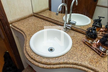Apartamento para alugar com 179m², 4 quartos e 1 vaga Apartamento para alugar com 179m², 4 quartos e 1 vagaBanheiro Social - Torneira