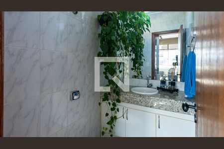 Apartamento para alugar com 179m², 4 quartos e 1 vaga Apartamento para alugar com 179m², 4 quartos e 1 vagaLavabo