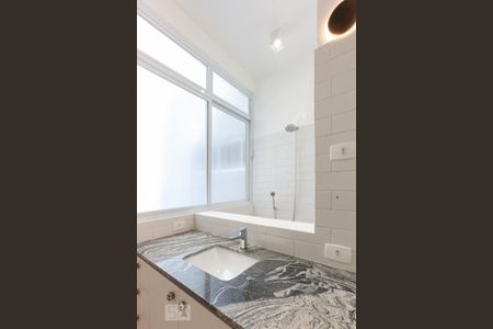 Apartamento à venda com 90m², 1 quarto e sem vaga Apartamento à venda com 90m², 1 quarto e sem vagaBanheiro Suite