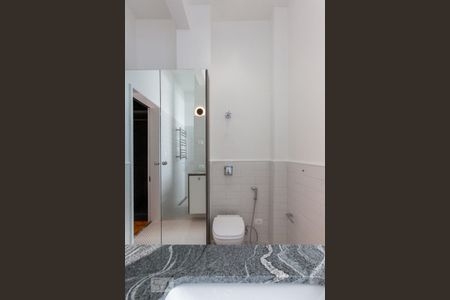Apartamento à venda com 90m², 1 quarto e sem vaga Apartamento à venda com 90m², 1 quarto e sem vagaBanheiro Suite