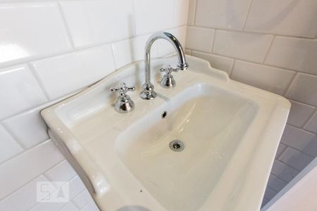 Apartamento à venda com 90m², 1 quarto e sem vaga Apartamento à venda com 90m², 1 quarto e sem vagaBanheiro
