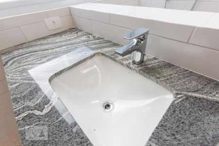 Apartamento à venda com 90m², 1 quarto e sem vaga Apartamento à venda com 90m², 1 quarto e sem vagaBanheiro Suite