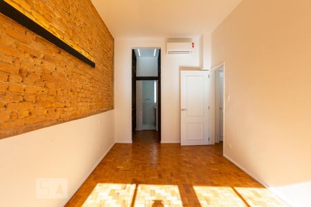 Apartamento à venda com 90m², 1 quarto e sem vaga Apartamento à venda com 90m², 1 quarto e sem vagaSuite